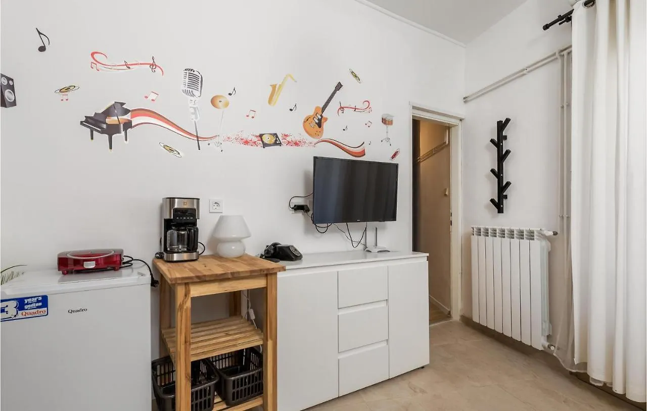 1 Bedroom Stunning Apartment In Rijeka Croatia