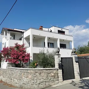 Apartman Nika, Fiume