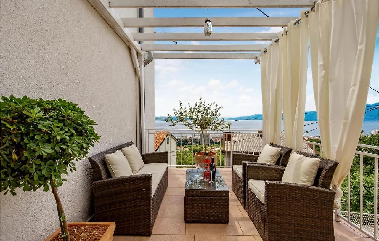 1 Bedroom Stunning Apartment In Rijeka